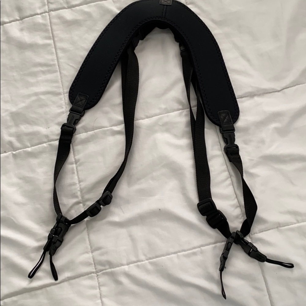 Double camera sling